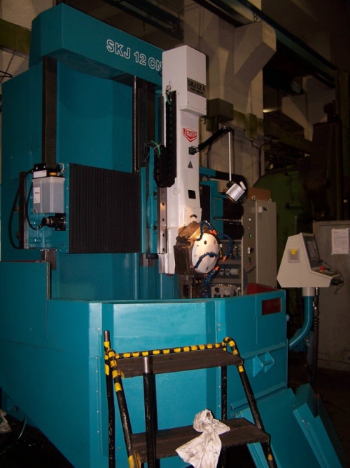 Vertical turret lathes